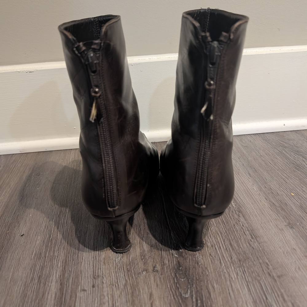 Stuart Weitzman Brown Ankle Booties - Picture 4 of 8